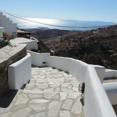 Melina's House At Triantaros,tinos Дом отдыха Triandaros (Tinos)