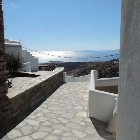 Дом отдыха Melina's House At Triantaros,tinos