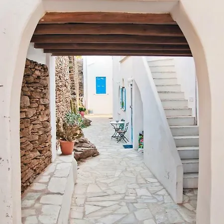 Дом отдыха Melina's House At Triantaros,tinos