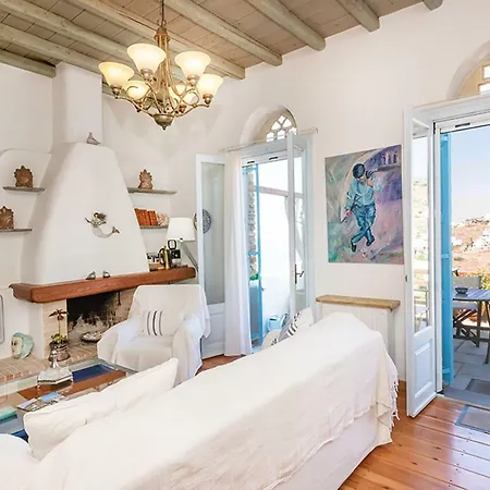 Melina's House At Triantaros,tinos Дом отдыха *