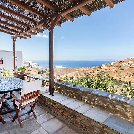 Melina's House At Triantaros,tinos Triandáros